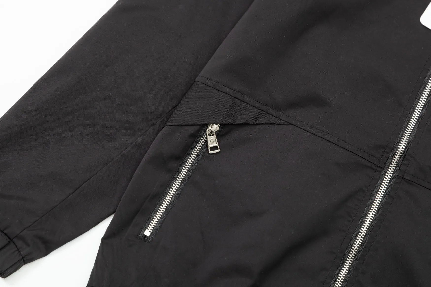 2024 MONCLER logo Authentic Premium Factory Versatile ！ ：White Black Size：M 4XL